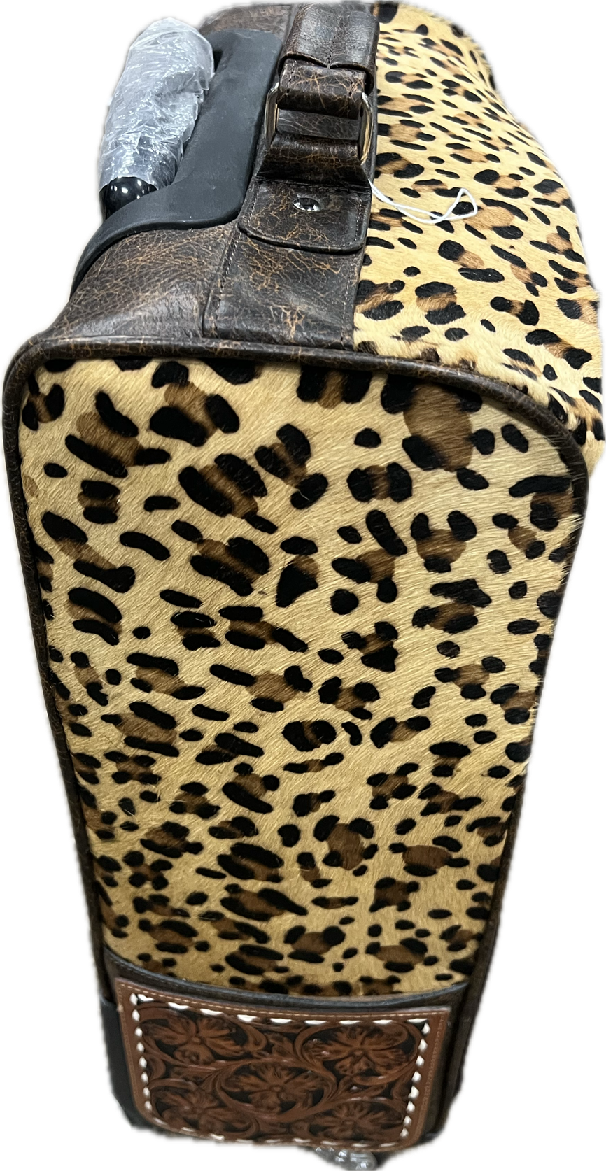 Leopard Carry-On